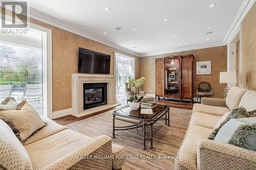 8 Penwood Crescent, Toronto, ON - Indoor Photo Showing Living Room With Fireplace