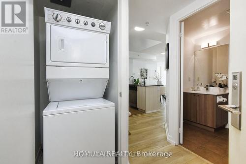 1102 - 5740 Yonge Street, Toronto, ON - Indoor Photo Showing Laundry Room