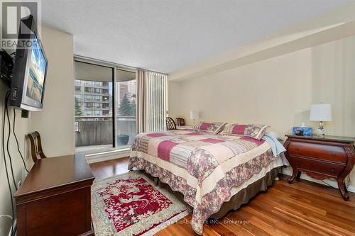 207 - 5785 Yonge Street, Toronto, ON - Indoor Photo Showing Bedroom