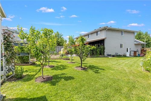 7720 Yvette Crescent, Niagara Falls, ON - Outdoor