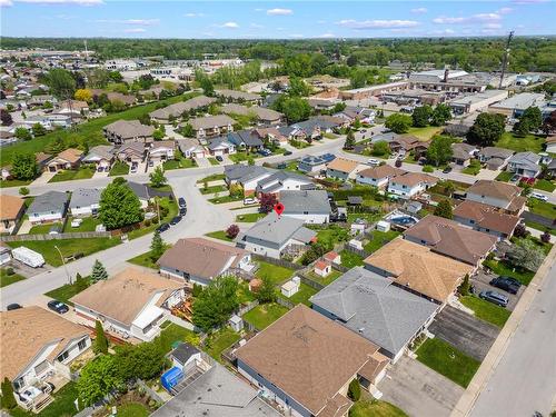 7720 Yvette Crescent, Niagara Falls, ON - Outdoor With View