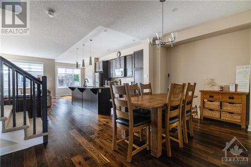 291 Losino Crescent, Ottawa, ON - Indoor Photo Showing Dining Room