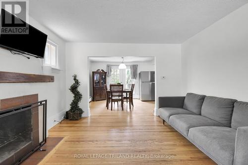 159 High Street, London, ON - Indoor Photo Showing Living Room With Fireplace