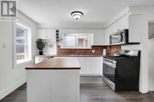 159 High Street, London, ON - Indoor Photo Showing Kitchen