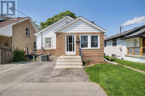 10 Briscoe Street W, London, ON - Outdoor With Facade