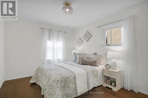 10 Briscoe Street W, London, ON - Indoor Photo Showing Bedroom