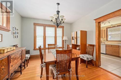 242 Ridout Street S, London, ON - Indoor Photo Showing Dining Room
