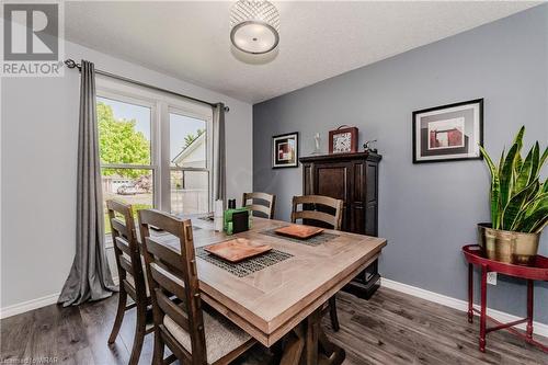 44 Warwick Court, Kitchener, ON - Indoor Photo Showing Dining Room