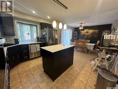 633 Mary Street, Canora, SK - Indoor Photo Showing Kitchen With Upgraded Kitchen