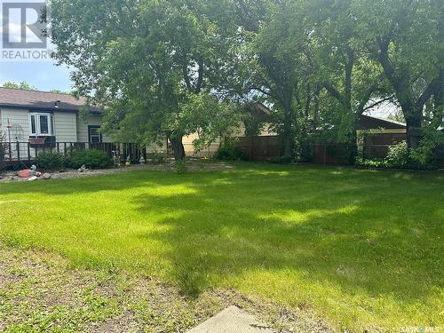 633 Mary Street, Canora, SK - Outdoor