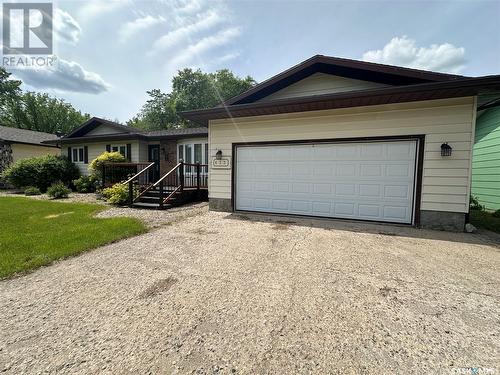 633 Mary Street, Canora, SK - Outdoor