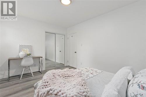 981 Parkview, Windsor, ON - Indoor Photo Showing Bedroom