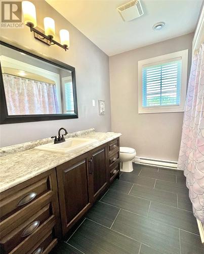 16 Parkside Crescent, Clarenville, NL - Indoor Photo Showing Bathroom