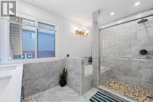 1385 Bramblewood Street S, London, ON - Indoor Photo Showing Bathroom