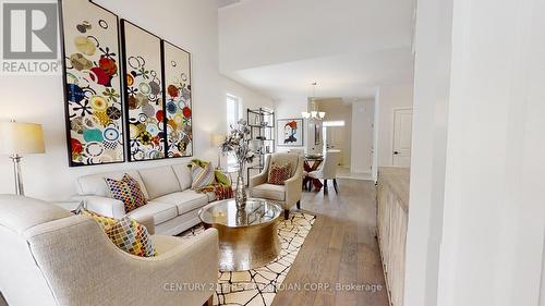 31 Christopher Court, London, ON - Indoor Photo Showing Living Room