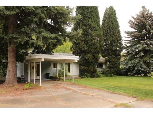 517 3Rd Avenue, Trail, BC - Outdoor