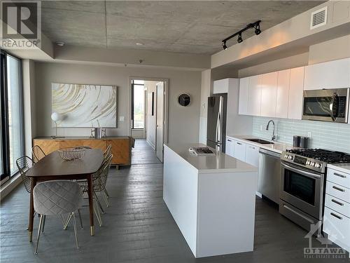 203 Catherine Street Unit#214, Ottawa, ON - Indoor Photo Showing Kitchen With Stainless Steel Kitchen With Upgraded Kitchen