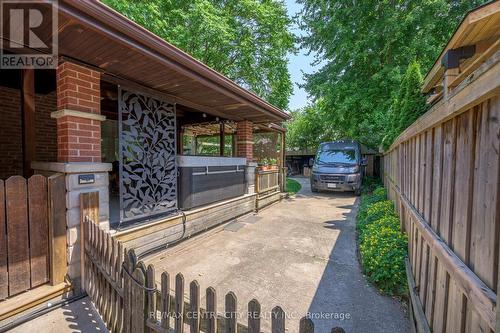 595 Dufferin Avenue, London, ON - Outdoor With Deck Patio Veranda