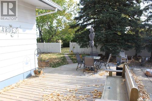 114-116 1St Street E, Climax, SK - Outdoor With Deck Patio Veranda