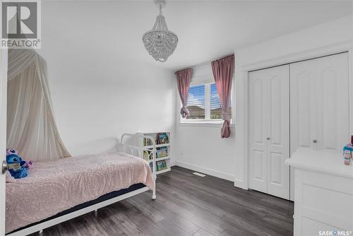 230 Lakeridge Drive, Warman, SK - Indoor Photo Showing Bedroom