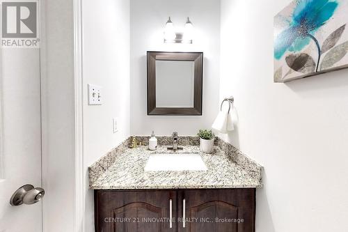 75 Parade Square, Toronto, ON - Indoor Photo Showing Bathroom