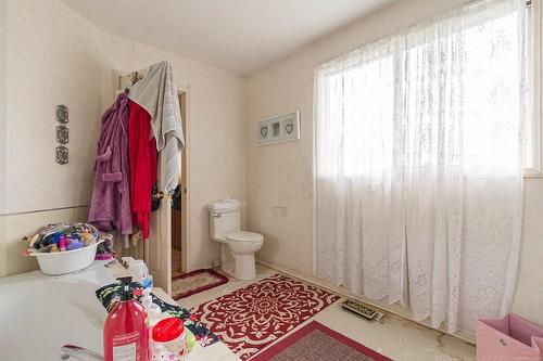 340 Erin Street, Oakville, ON - Indoor Photo Showing Bathroom