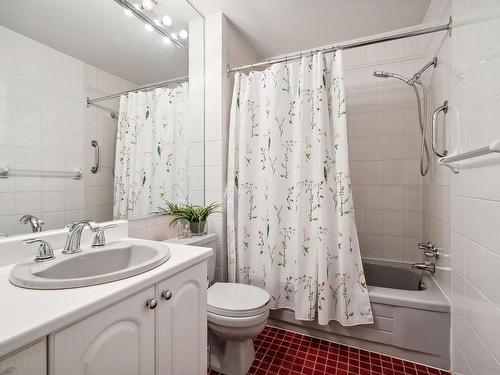 Salle de bains - 601-1605 Av. Victoria, Saint-Lambert, QC - Indoor Photo Showing Bathroom