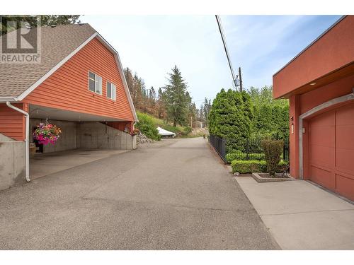 683 Westside Road S, West Kelowna, BC - Outdoor With Exterior