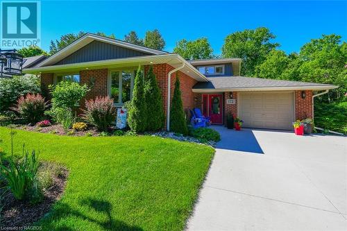 172 Lord Elgin Place, Saugeen Shores, ON - Outdoor With Facade