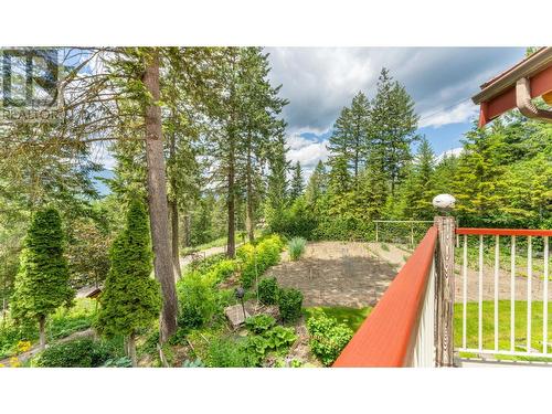 1958 Rykerts Road, Lister, BC - Outdoor