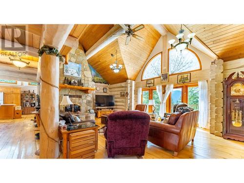 1958 Rykerts Road, Lister, BC - Indoor With Fireplace