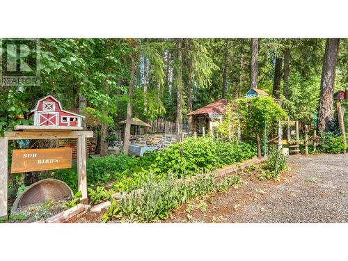 1958 Rykerts Road, Lister, BC - Outdoor