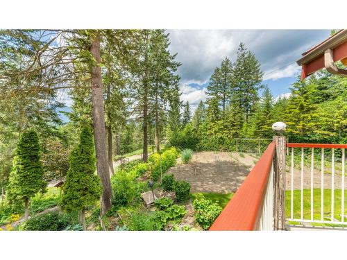 1958 Rykerts Road, Lister, BC 