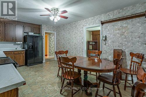 1278 Hillcrest Avenue, London, ON - Indoor Photo Showing Dining Room