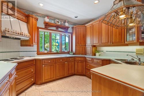 72797 Ravine Drive, Bluewater (Zurich), ON - Indoor Photo Showing Kitchen With Double Sink