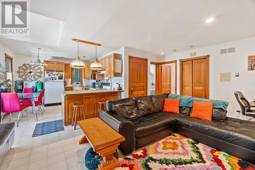 72797 Ravine Drive, Bluewater (Zurich), ON - Indoor Photo Showing Living Room