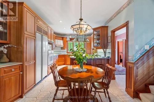 72797 Ravine Drive, Bluewater (Zurich), ON - Indoor Photo Showing Dining Room