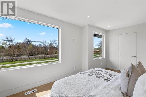 1252 Shoreline, Lakeshore, ON - Indoor Photo Showing Bedroom