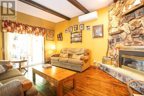 31 Valhalla Pl, Sault Ste. Marie, ON - Indoor Photo Showing Living Room With Fireplace