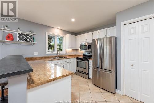 313 Gaspe, Dieppe, NB - Indoor Photo Showing Kitchen With Double Sink