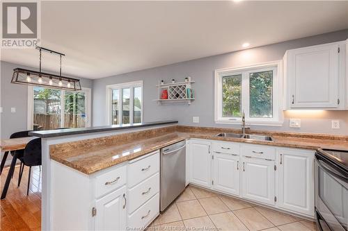 313 Gaspe, Dieppe, NB - Indoor Photo Showing Kitchen With Double Sink