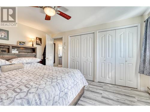 125 Corry Place, Penticton, BC - Indoor Photo Showing Bedroom