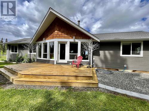 6284 Macabar Road, 100 Mile House, BC - Outdoor With Deck Patio Veranda