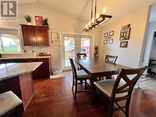 6284 Macabar Road, 100 Mile House, BC - Indoor Photo Showing Dining Room