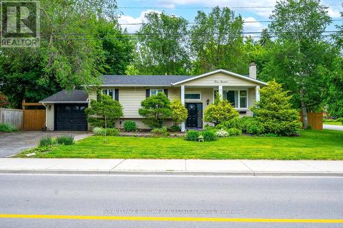 300 Townsend Avenue, Burlington, ON - Outdoor With Facade