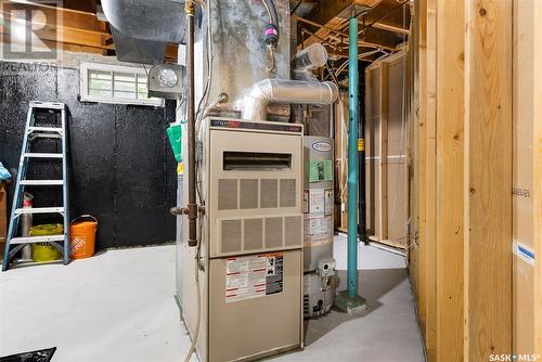 4004 Regina Avenue, Regina, SK - Indoor Photo Showing Basement