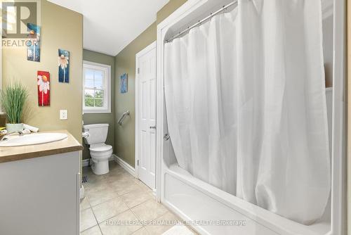 1440 Shannon Road, Tyendinaga, ON - Indoor Photo Showing Bathroom