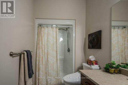 14 - 26 Hanover Court, Belleville, ON - Indoor Photo Showing Bathroom