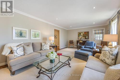 24 Mcglashan Court, Toronto, ON - Indoor Photo Showing Living Room