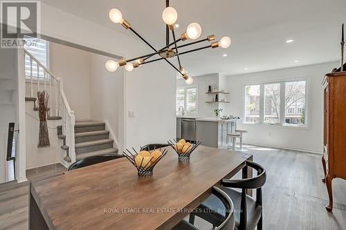 2320 Strawfield Court, Oakville, ON - Indoor Photo Showing Dining Room